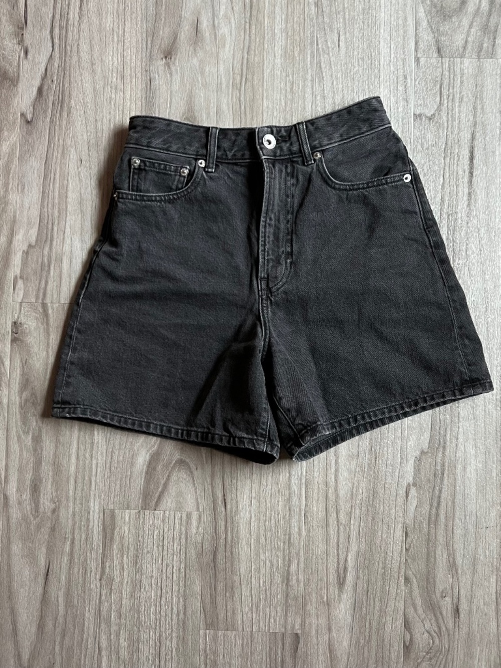 Everlane High Waist A-Line Jean Shorts (NWOT, 24, washed black)